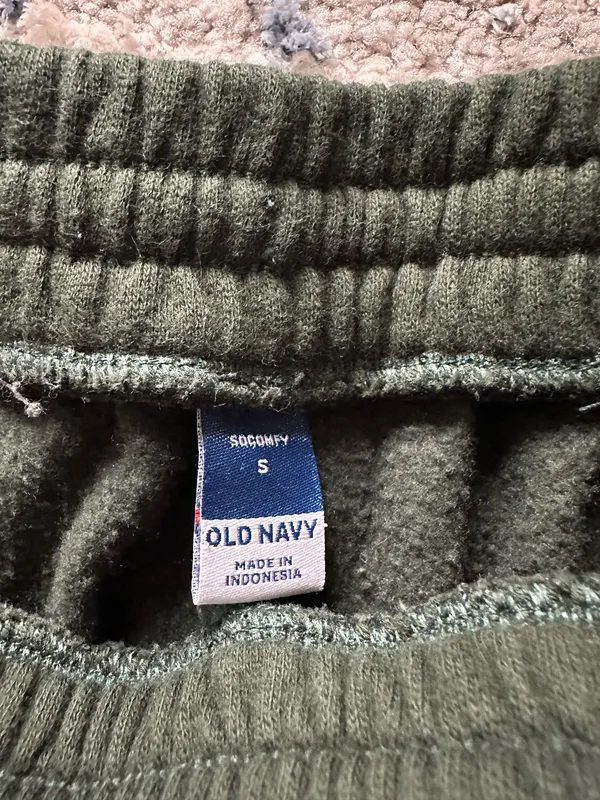 Old Navy Sweat Set - Image 4