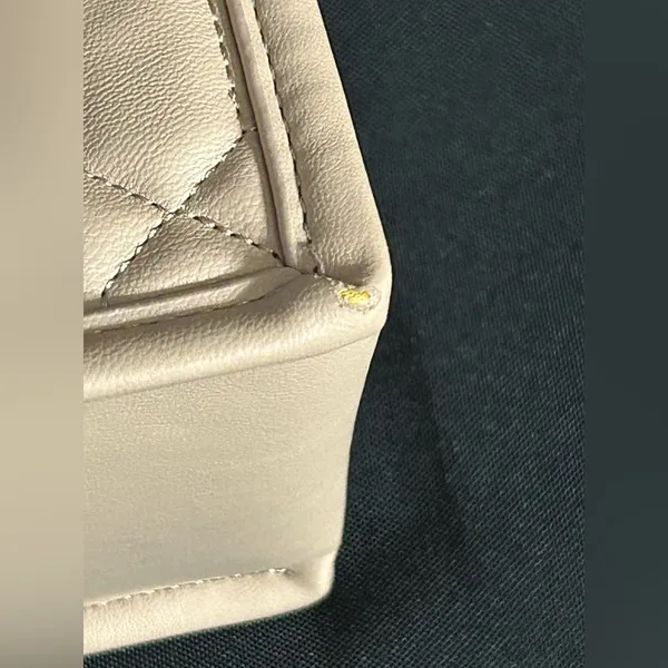 Steve Madden Quilted Mini Tote BNIKO Crossbody Purse Beige - Image 8