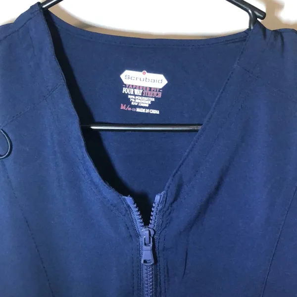 NWT Scrubaid tapered fit scrub work shirt - Image 2