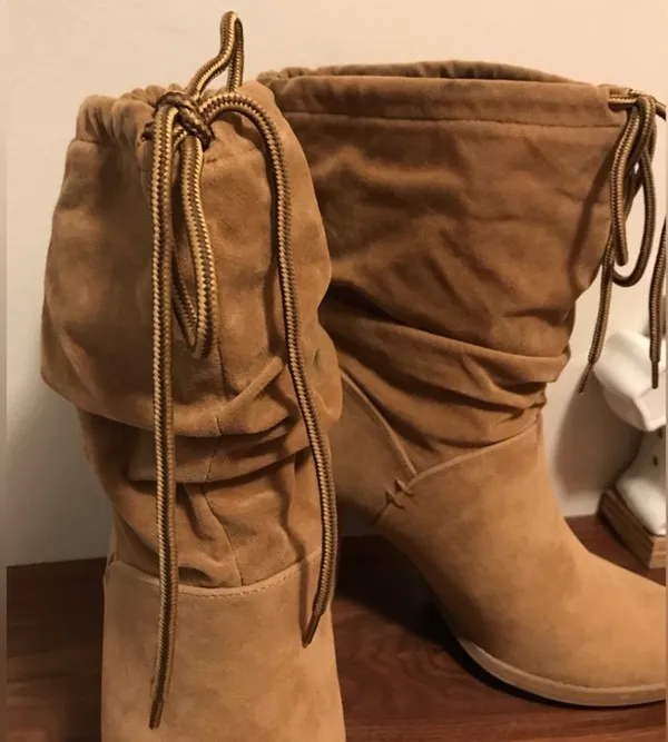 Slouchy bootie tan size 11 - Image 14