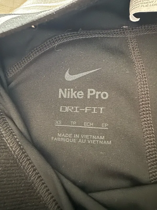 Nike Pro Dri-Fit Leggings - Image 2