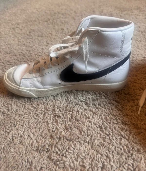 Nike Blazers  - Image 5