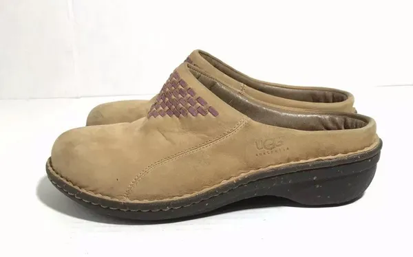 Ugg 3084 suede Sherpa clogs size 6 tan and purple - Image 6
