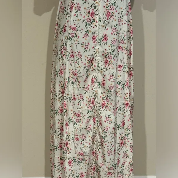 EUC Women's White and Pink Bohemian Floral Print Puff Sleeve Dress Size Medium - Image 7
