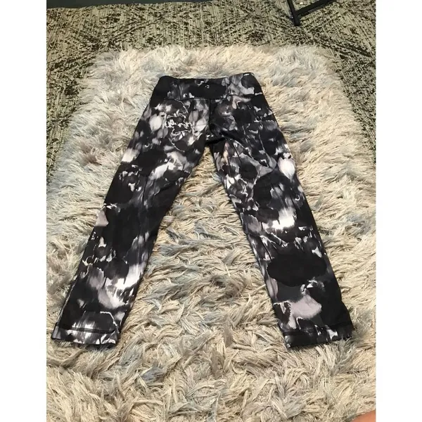 90 degree capris‎ womens xs Black - Image 2