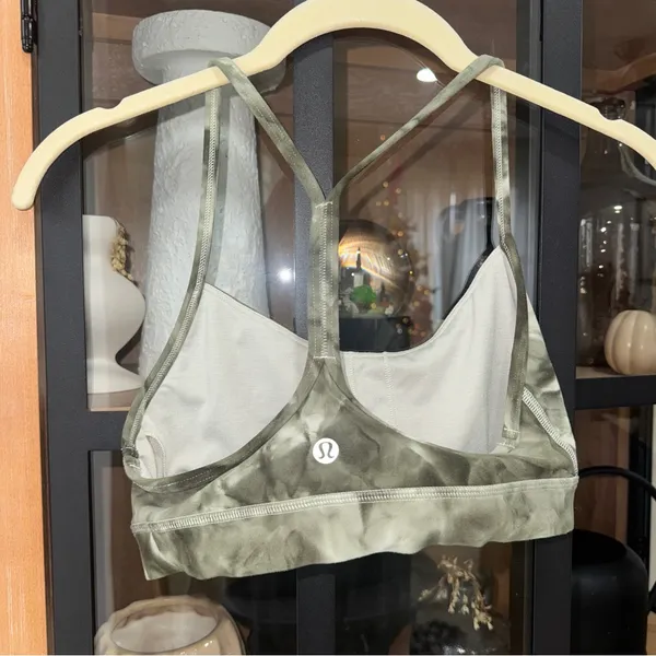 Lululemon Flow Y sports Nulu Bra Diamond Dye Light Sage Medium Olive tie tank - Image 3
