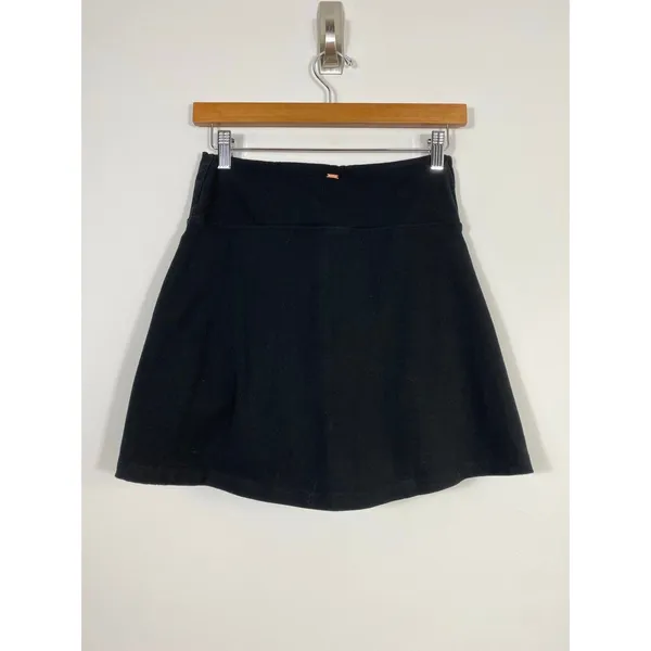 Victoria’s Secret PINK Black Athletic Skort Built-In Shorts Size M - Image 2