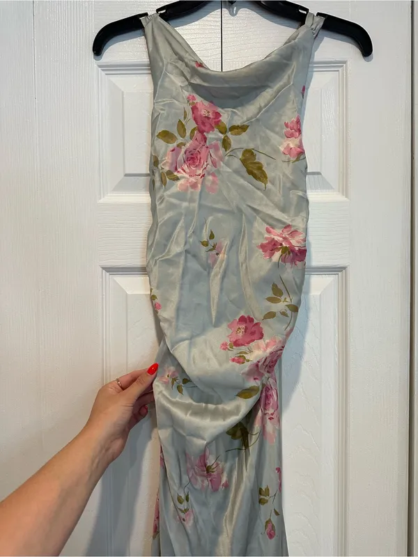Reformation Anaiis Silk Dress - Image 4