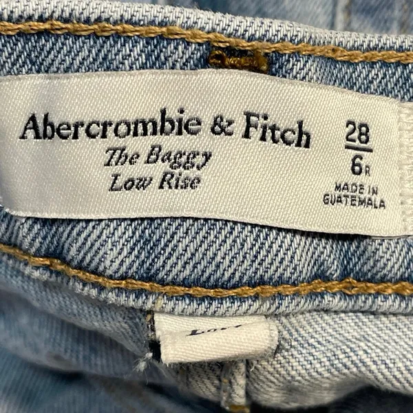 Abercrombie & Fitch Baggy Low Rise Light Wash Straight Leg Denim Jeans Pants 28 - Image 4