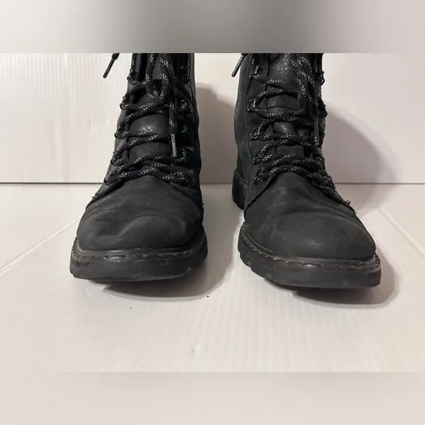 SOREL NL3700-010 black leather combat boot women size 10.5 - Image 5
