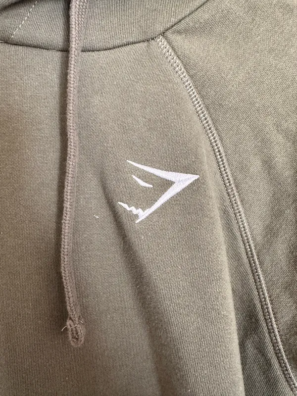 Gymshark Crest Hoodie Slim Fit - Image 2