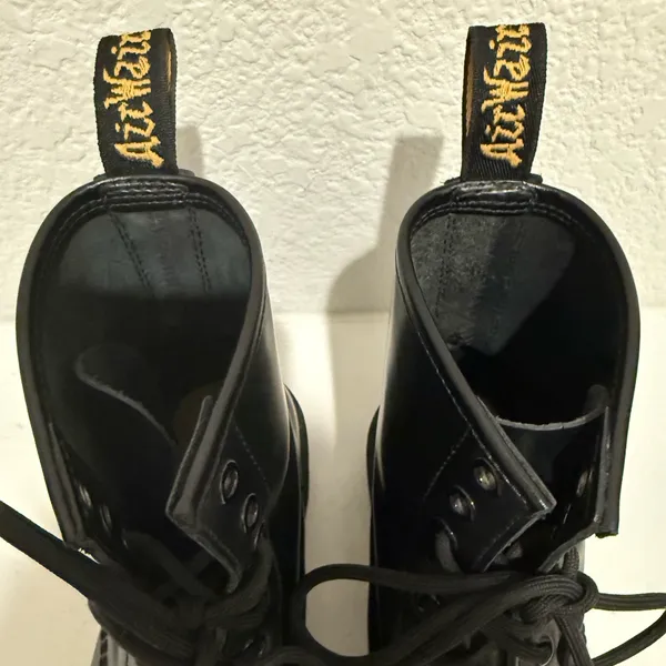 Dr. Martens Docs 1460 Smooth Black Leather Ankle Boots 11822 Size US 7 / EU 38 - Image 6