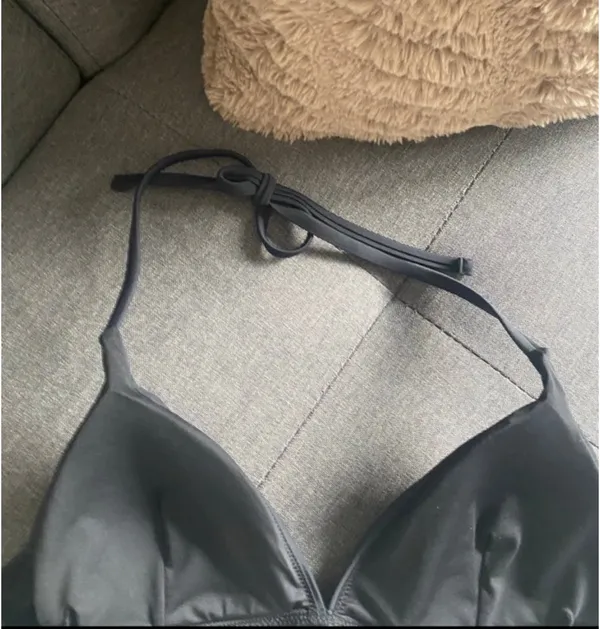Boutique Black bikini top - Image 3
