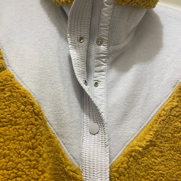 Free People Fall to Rise Quarter Zip Fleece in Honey Mallow Size Small - Image 4