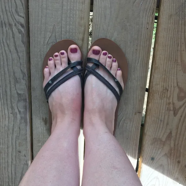 Reef Flat Strappy Beach Sandals Slides Toe Black - Image 2