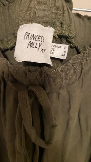 Princess Polly Wheatly Shorts Khaki 4 - Image 4
