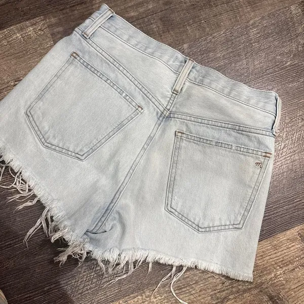 Madewell light wash denim‎ size 24 shorts - Image 4