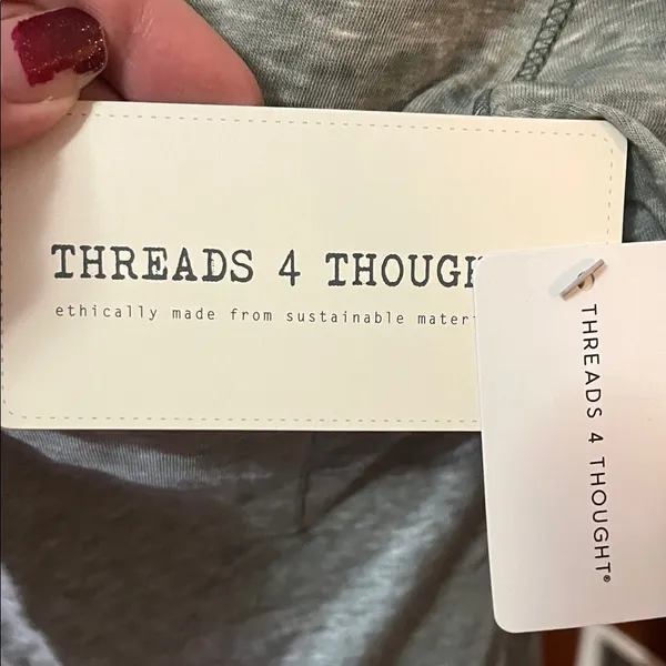 Threads 4 Thought Gray Women's Pocket Tee Top - Image 3