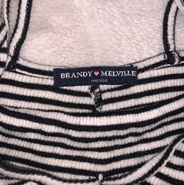 Brandy Melville Striped Crop Top - Image 3