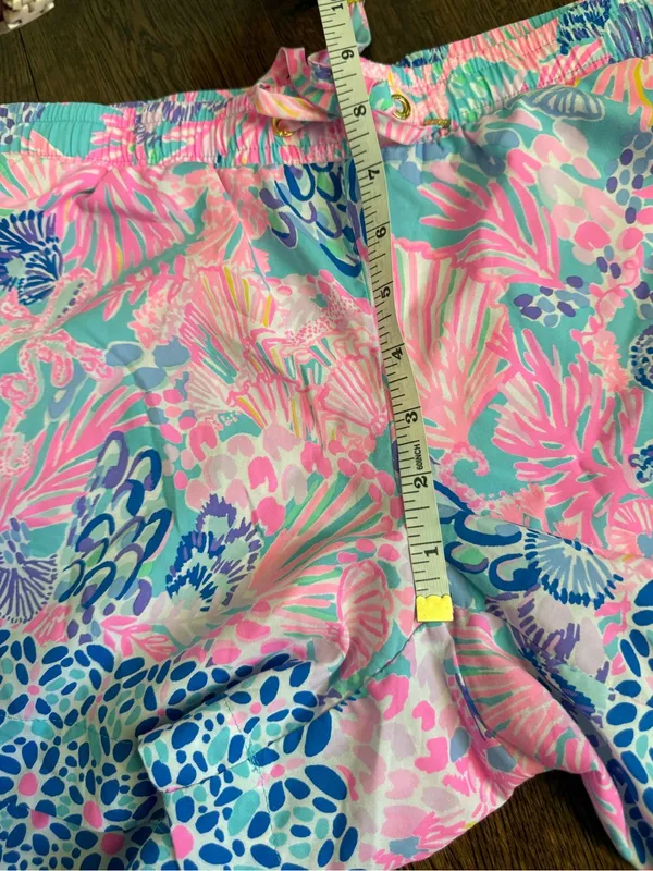Lilly Pulitzer Shorts - Image 5