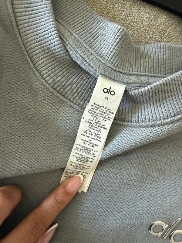 Alo Cropped Accolade Crewneck lunar grey - Image 2