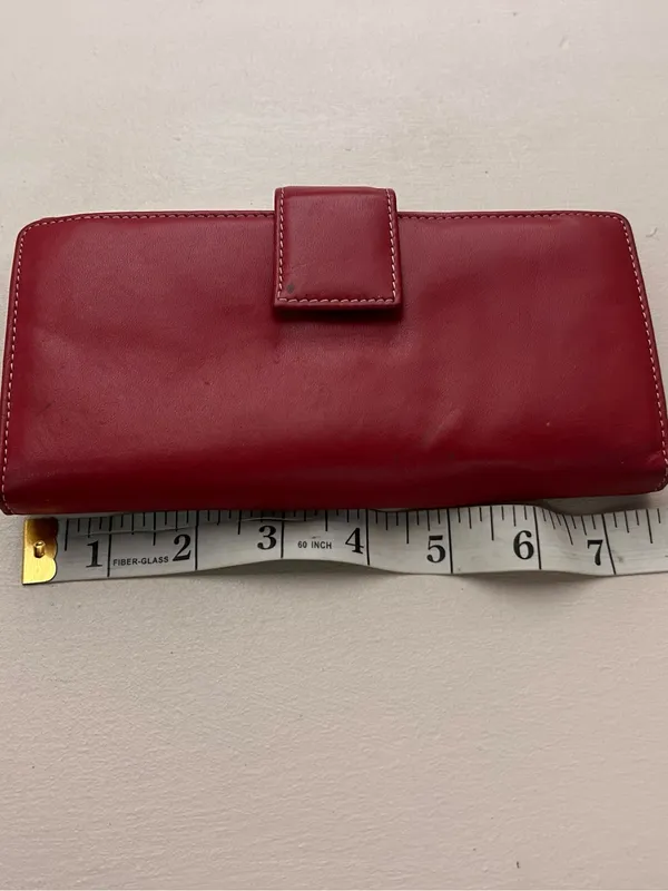 Classic Red Leather Women's Wallet with Tab Closure - Image 3
