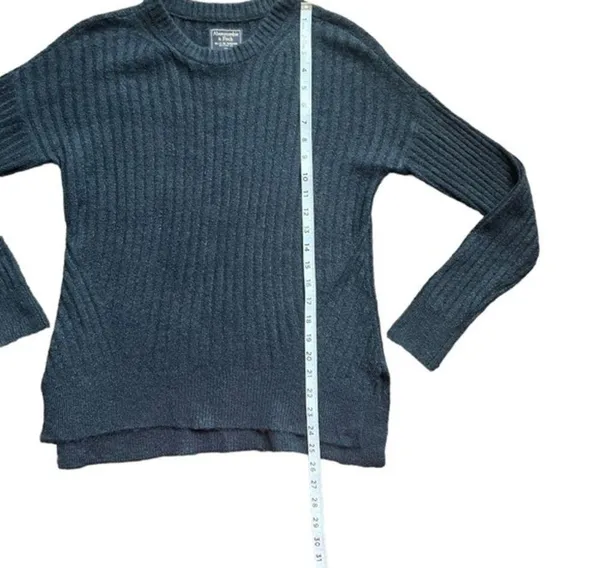 Abercrombie & Fitch Navy Blue Sweater Size XS - Image 5