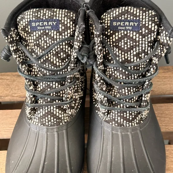 Sperry Saltwater Duck Boots Tribal Aztec Print Size 8.5 A36‎ - Image 4