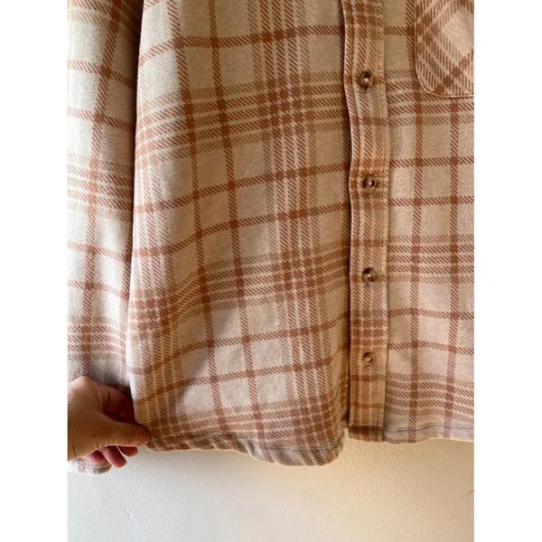XL Victorias Secret PINK Womens Beige Plaid Flannel Shirt or Shacket Pocket - Image 4