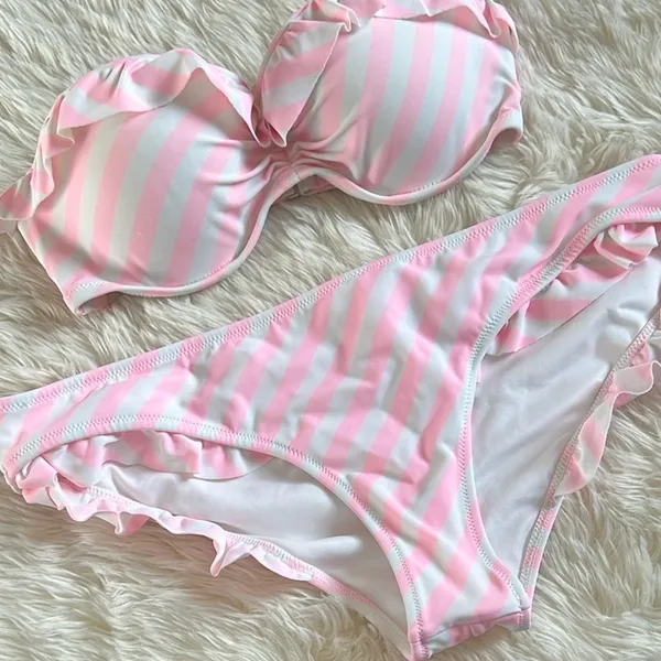 Victoria’s Secret Bikini - Image 4