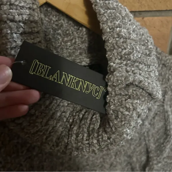 NWT Blank NYC Braided Chenille Able Turtleneck Sweater in Tonight Only Size XS - Image 5