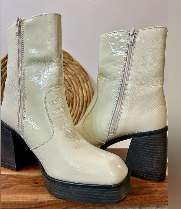 Free People Ruby Shine Platform Boot in White Size 38.5 - Image 8