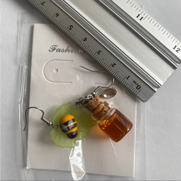 Bee & Honey Jar beautiful Dangle Earrings faux fashion‎ jewelry - Image 8