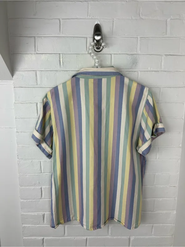 Universal Thread Striped Button Down Short Sleeve Shirt Size S - Image 8