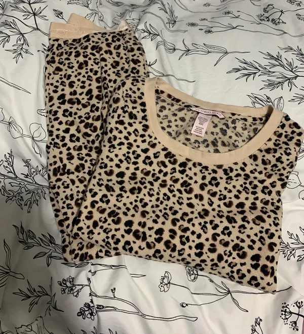 Victoria's Secret Sleepwear - Image 2