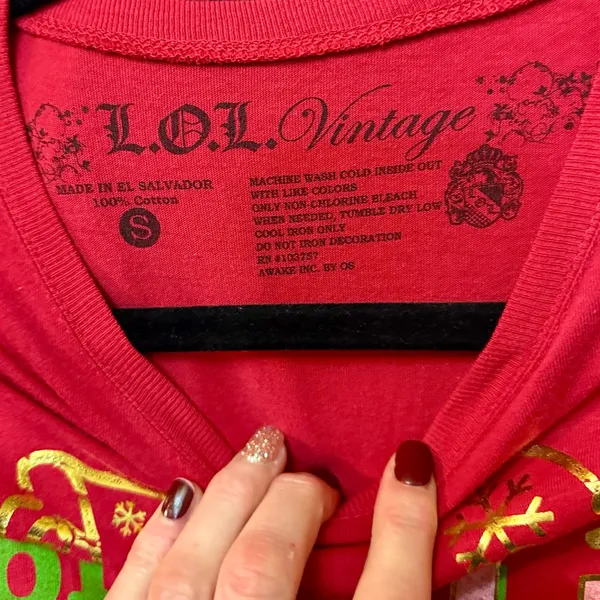 L.O.L. Vintage Red Naughty List Tee Sz S - Image 2