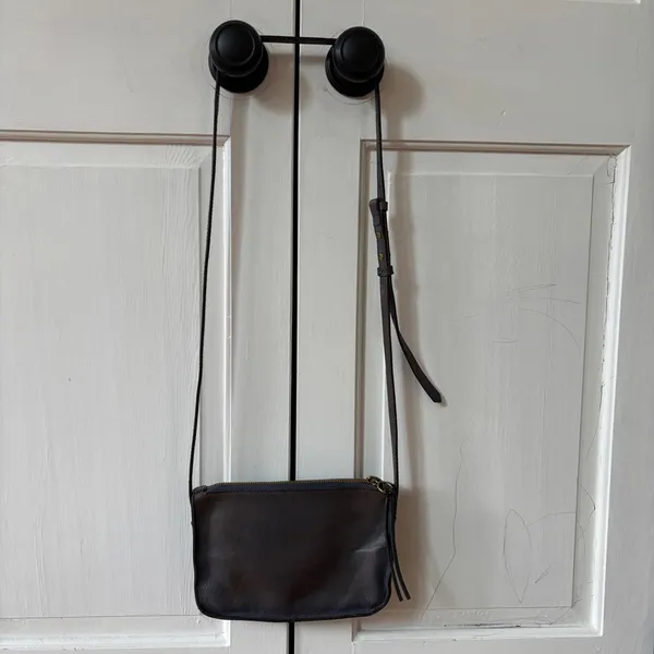 Madewell The Simple Crossbody Leather Bag Small Rectangle Purse Distressed Blue‎ - Image 4