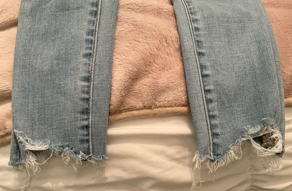 American Eagle Jeans  - Image 3