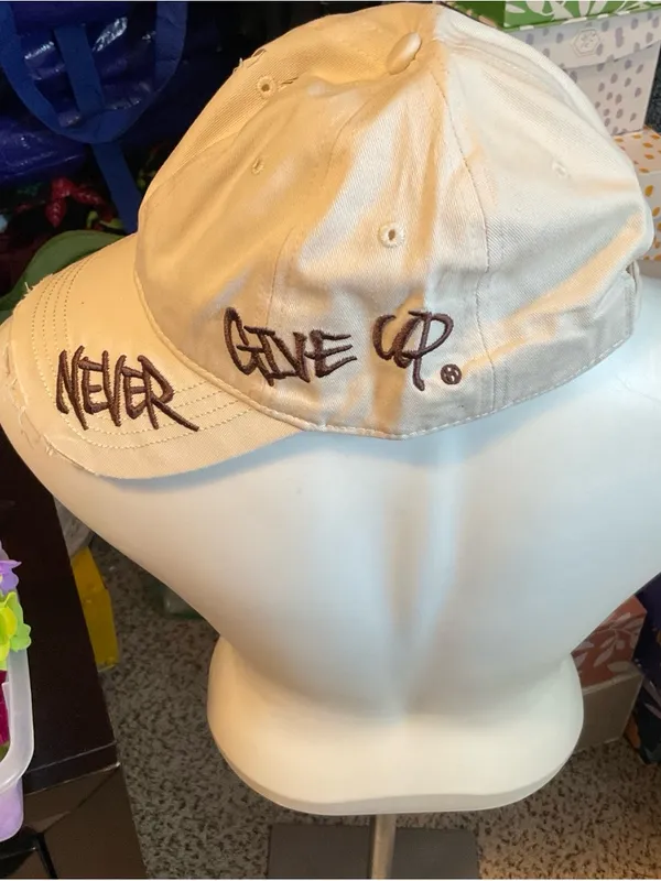 White Embroidered 'Never Give Up' Women's Baseball Cap - Image 2