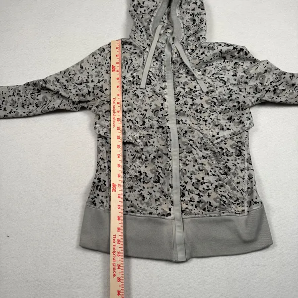 Lululemon After Asana Hoodie Not So Petite‎ Fleur Silver Spoon Womens 8 Gray - Image 9