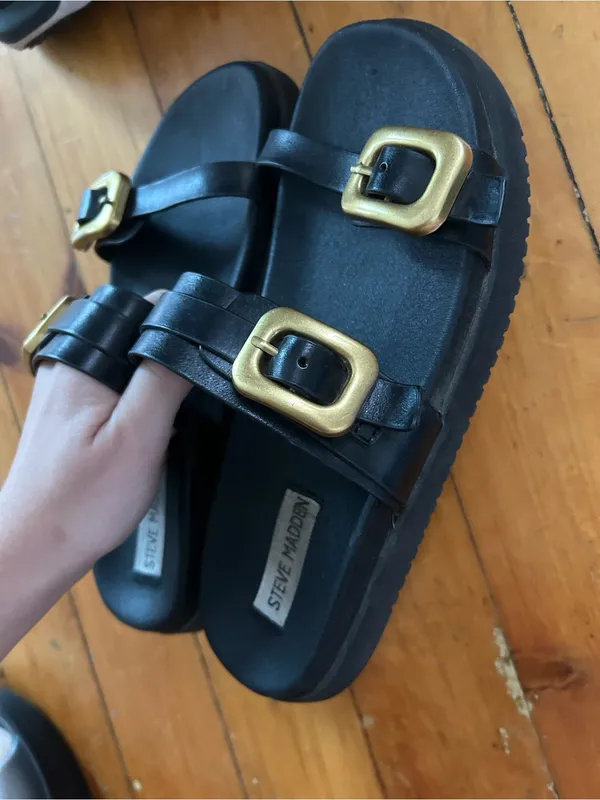 Steve Madden Margey Sandal 7.5 black double strap gold buckle - Image 3