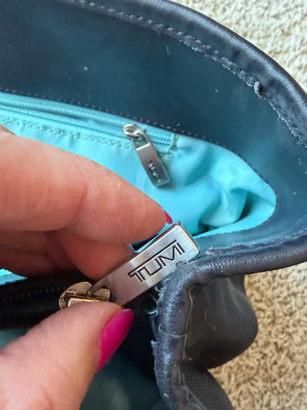 Tumi Soft Travel Satchel Handbag Purse Corporate Business Designer Luxury - Image 6