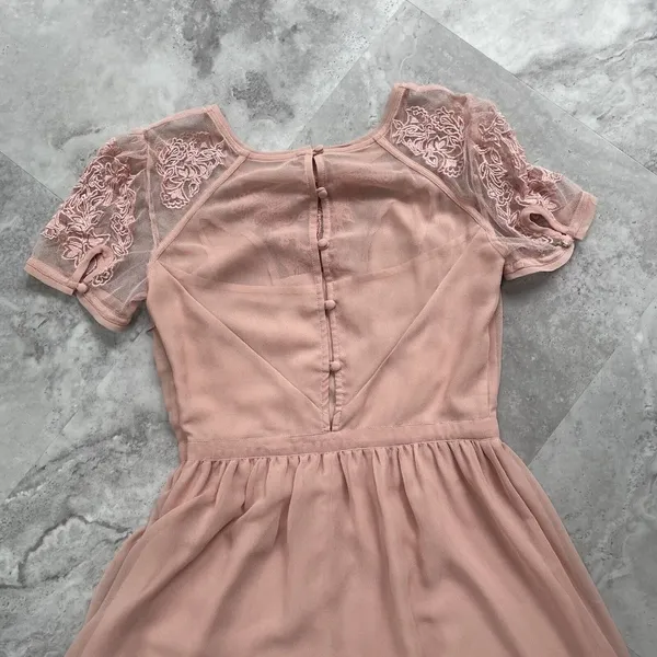 Kimchi Blue Urban Outfitters‎ Dress Womens Size S 2 Pink Lace Short Sleeves - Image 4