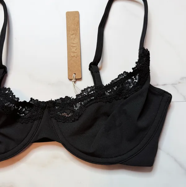 NWT Skims Fits Everybody Lace Unlined Scoop Bra - Image 3