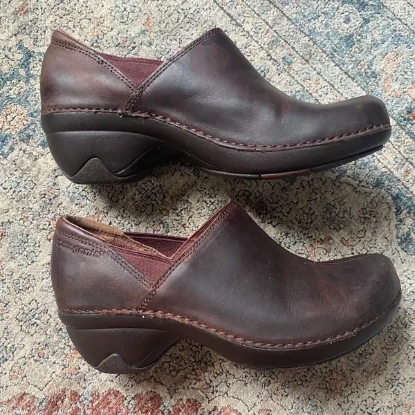 Patagonia • Better Clog work shoe• Size 6.5 - Image 4