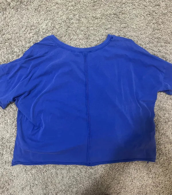 Blue-ish purple-ish top - Image 2