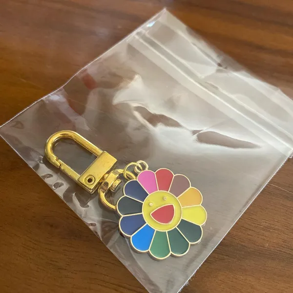 Handmade Kawaii rainbow sunflower Airpods keychain/accessory/keychain💓 - Image 3