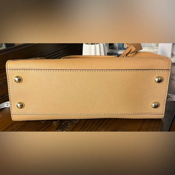 Michael Kors Tan Satchel with Gold Hardware. - Image 4
