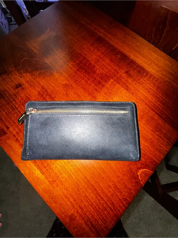 Kate Spade Black Leather Zip Wallet - Image 3