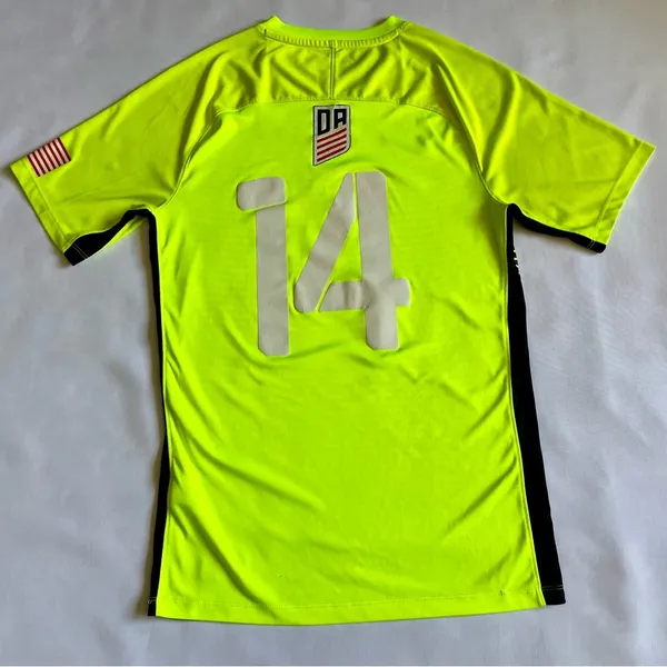 LA United Futbol Academy Woman’s Shirt Yellow Soccer Jersey Adidas Size Small - Image 2
